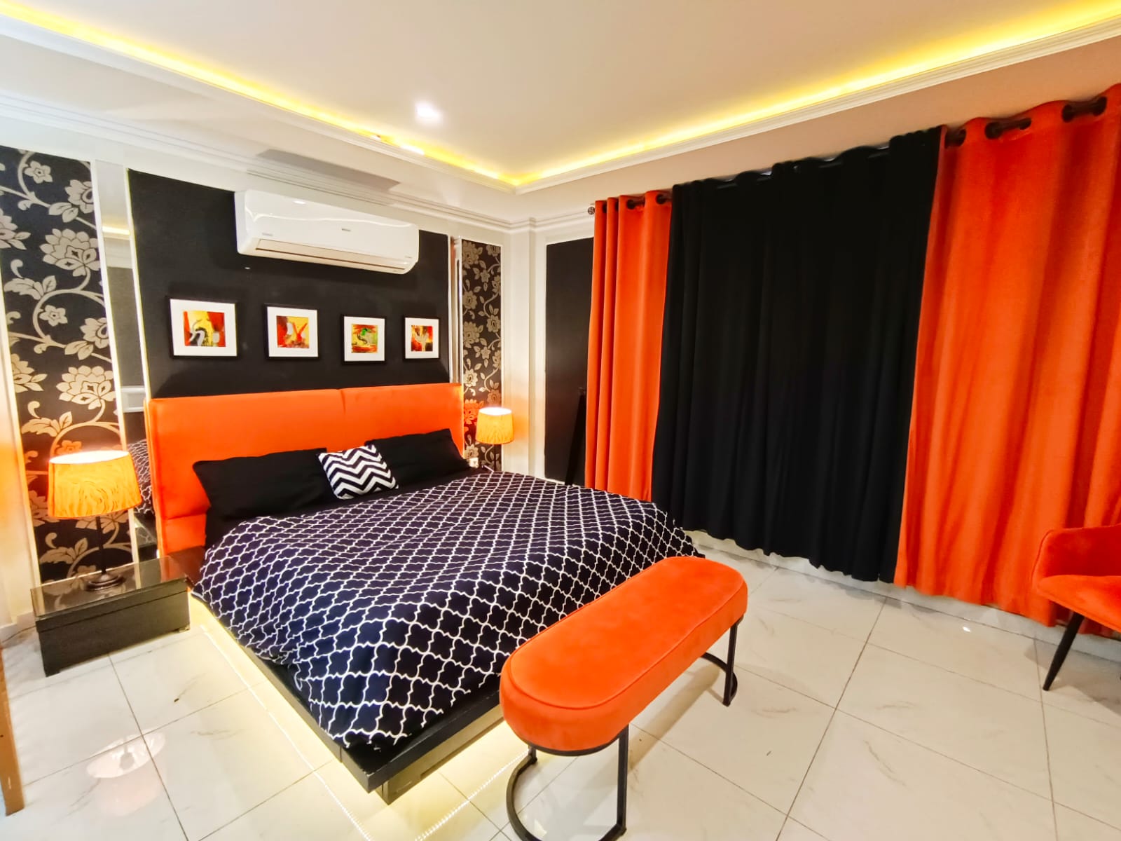 Orange Theme Appartment